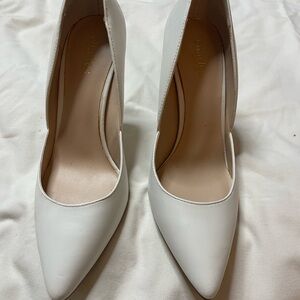 Charles By Charles David White Pointed Toe Heels
